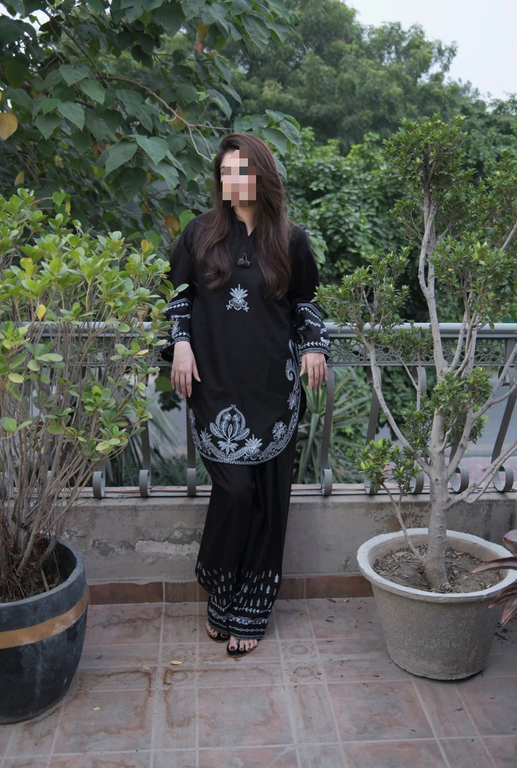 ELEGENT 2 PIECE EMRODID DRESS FOR WOMEN