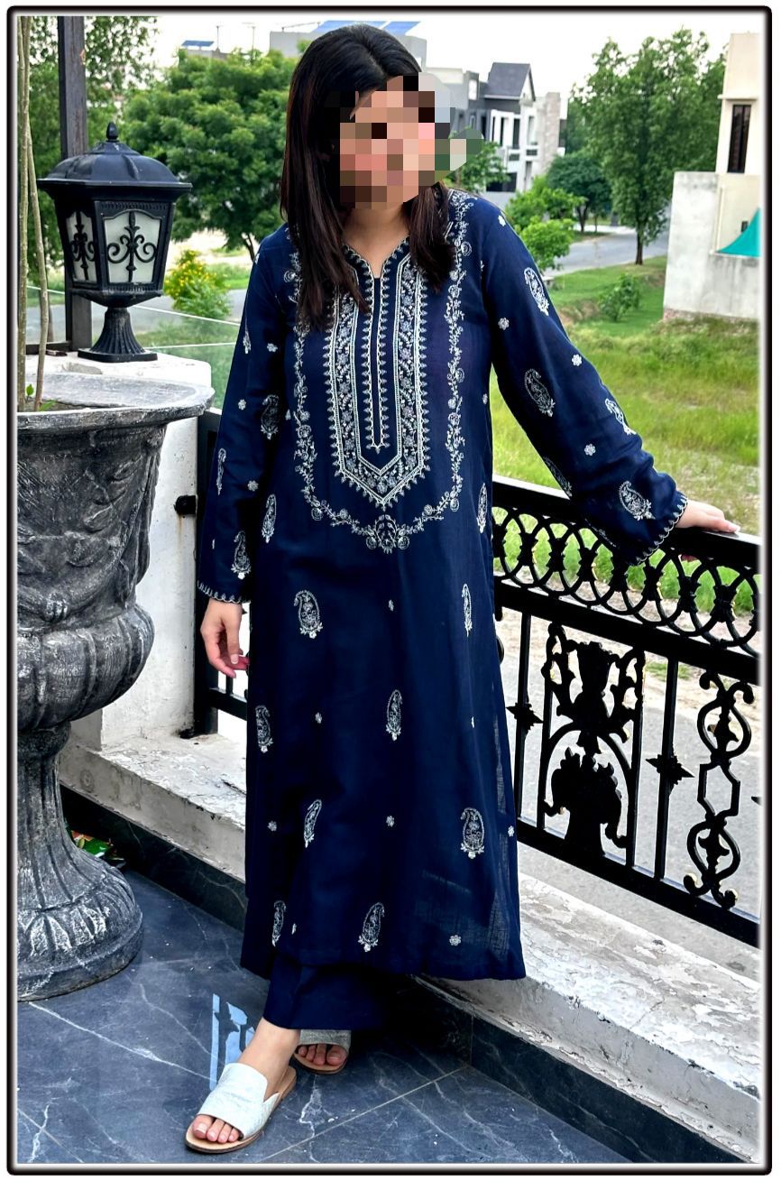 2 PIECE BEAUTIFUL DRESS FOR WOMEN
