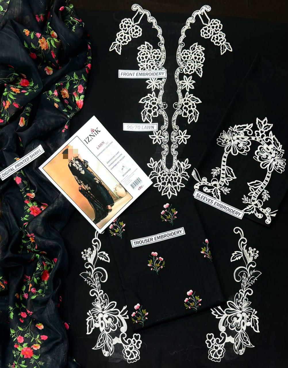 3 PIECE EMBRODID BEAUTIFUL DRESS FOR WOMEN